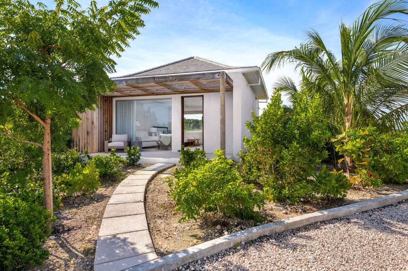 Beach Enclave Grace Bay 5 BDM Ocean View Villa