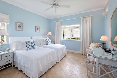 Luxury Villa Photo #11