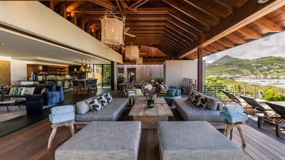 Luxury Villa Photo #18