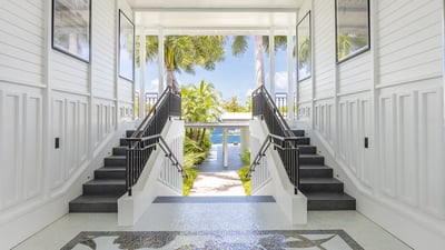 Luxury Villa Photo #24