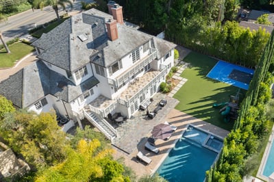 Luxury Villa Photo #2