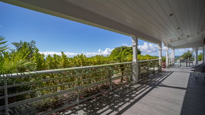 Luxury Villa Photo #15