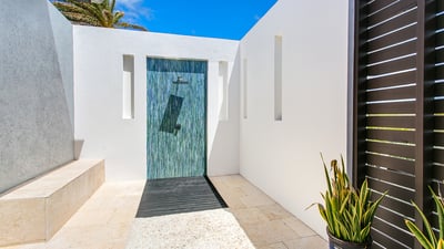 Luxury Villa Photo #32