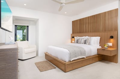 Luxury Villa Photo #38
