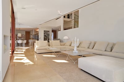 Luxury Villa Photo #13