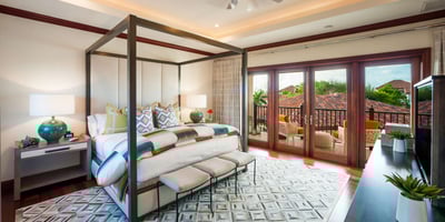 Luxury Villa Photo #6