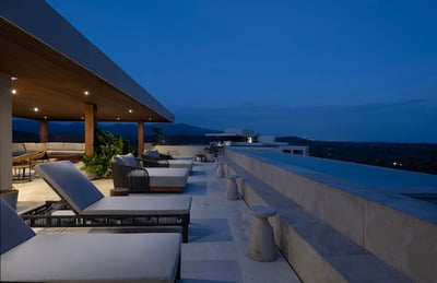 Luxury Villa Photo #6