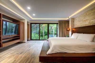 Luxury Villa Photo #31