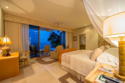 Luxury Villa Photo #56