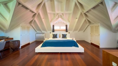 Luxury Villa Photo #53