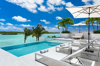 Luxury Villa Photo #11