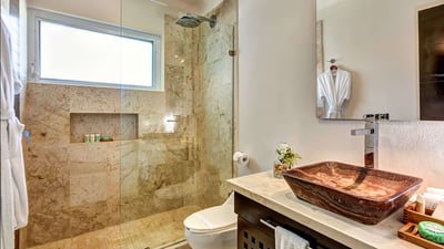 Luxury Villa Photo #25