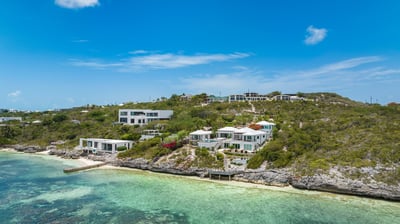 Luxury Villa Photo #37