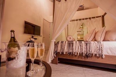 Luxury Villa Photo #23