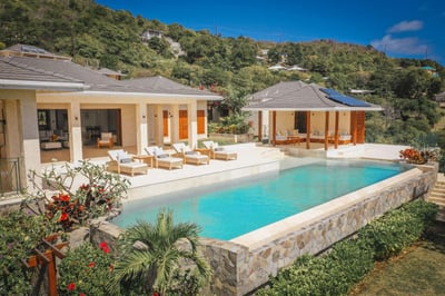 Luxury Villa Photo #5