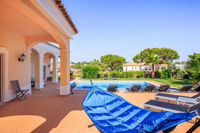 Luxury Villa Photo #8