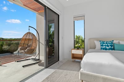 Luxury Villa Photo #26