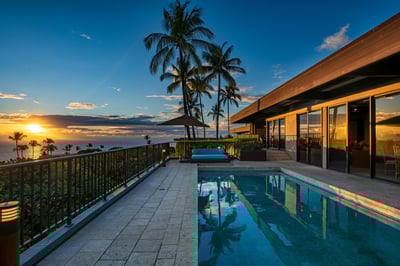 Luxury Villa Photo #3