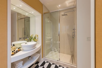 Luxury Villa Photo #13