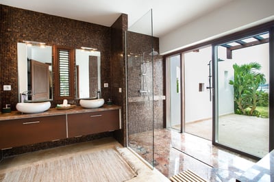 Luxury Villa Photo #39