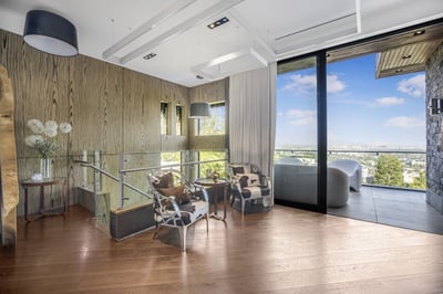 Luxury Villa Photo #47