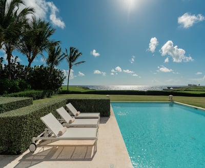 Luxury Villa Photo #4