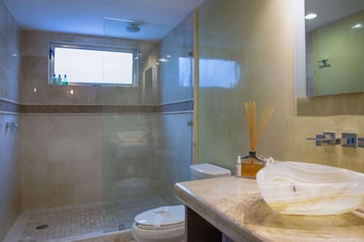 Luxury Villa Photo #25