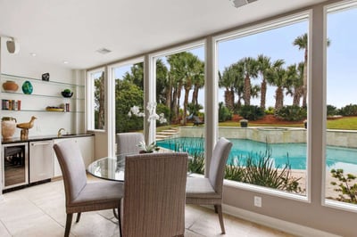 Luxury Villa Photo #28
