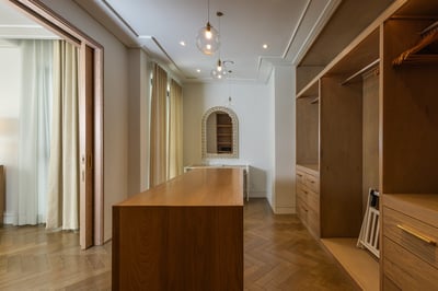 Luxury Villa Photo #17