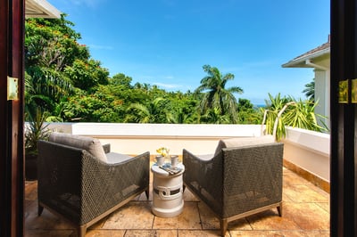Luxury Villa Photo #24