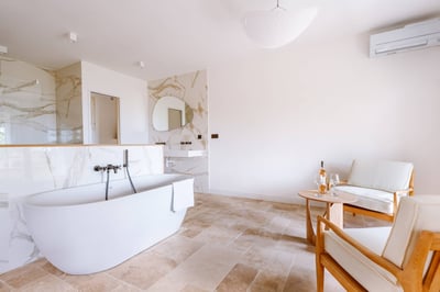 Luxury Villa Photo #31