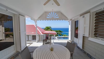 Luxury Villa Photo #13