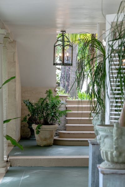 Luxury Villa Photo #6