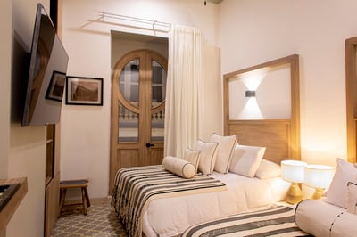 Luxury Villa Photo #24