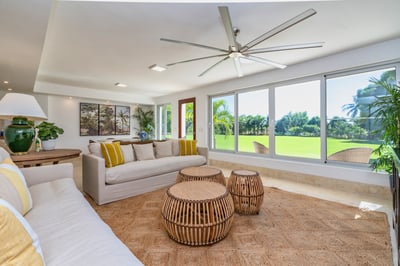 Luxury Villa Photo #19