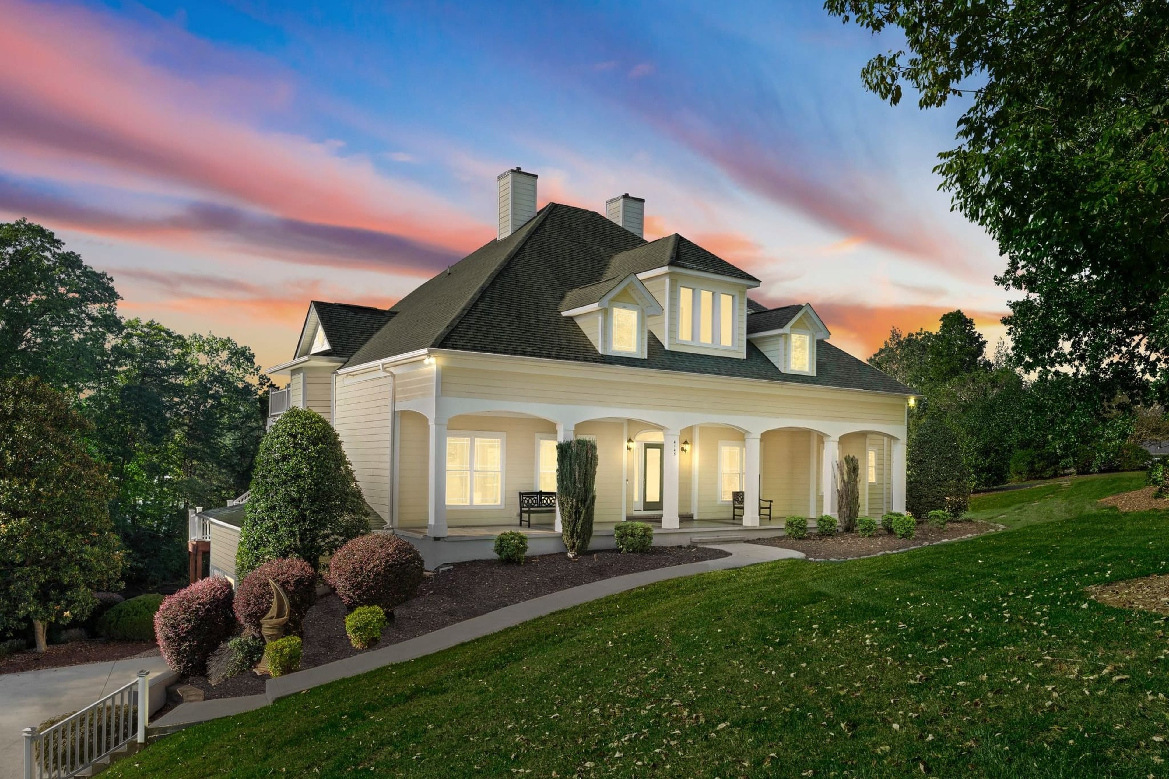 The Lookout Lakehouse - 2