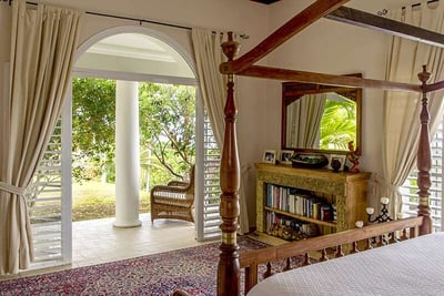 Luxury Villa Photo #12