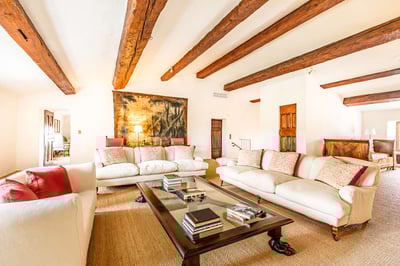 Luxury Villa Photo #15