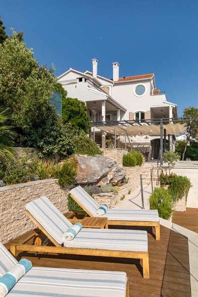 Luxury Villa Photo #2