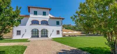 Luxury Villa Photo #6