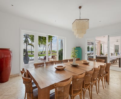 Luxury Villa Photo #14
