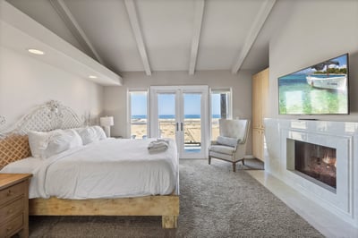 Luxury Villa Photo #17