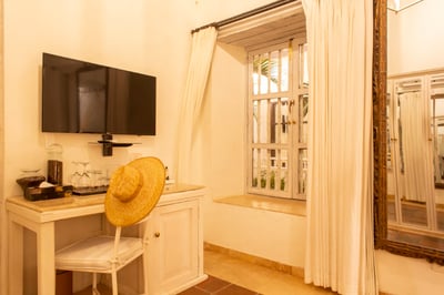 Luxury Villa Photo #9