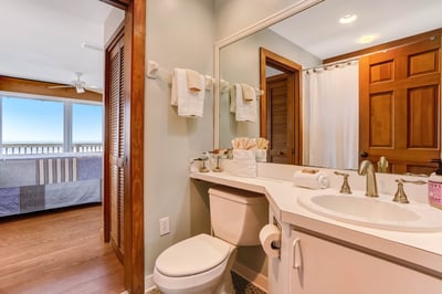 Luxury Villa Photo #38