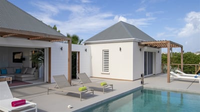 Pool & Terrace