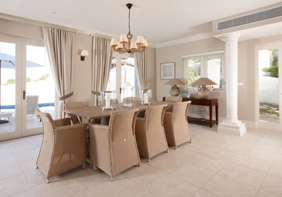Luxury Villa Photo #4
