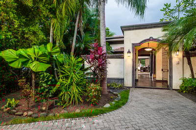 Luxury Villa Photo #21