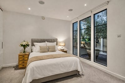 Luxury Villa Photo #40