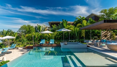Luxury Villa Photo #6