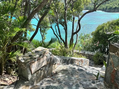 Luxury Villa Photo #11